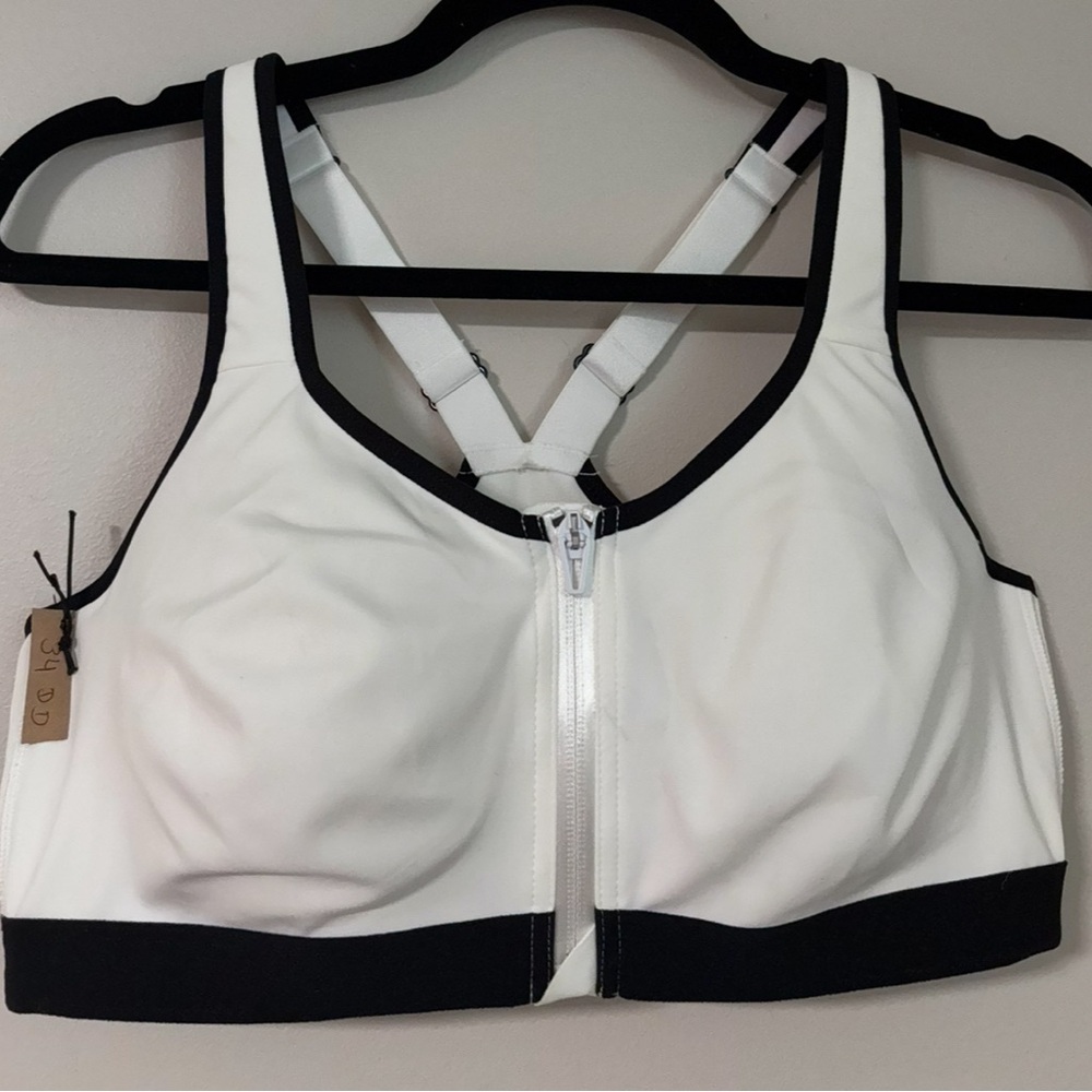 Victoria’s Secret Women's White and Black Sports Bra
